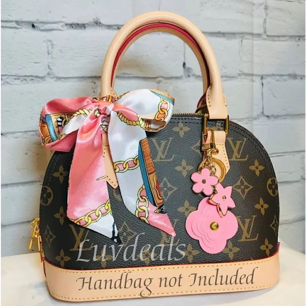 Handbag Clover Charm LIGHT PINK
